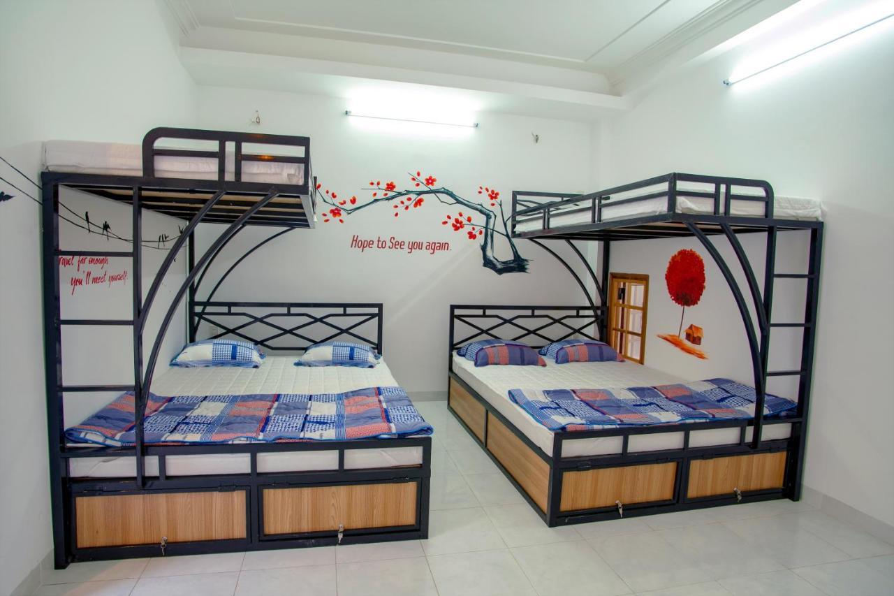 Lotus Homestay Tuy Hòa Buitenkant foto