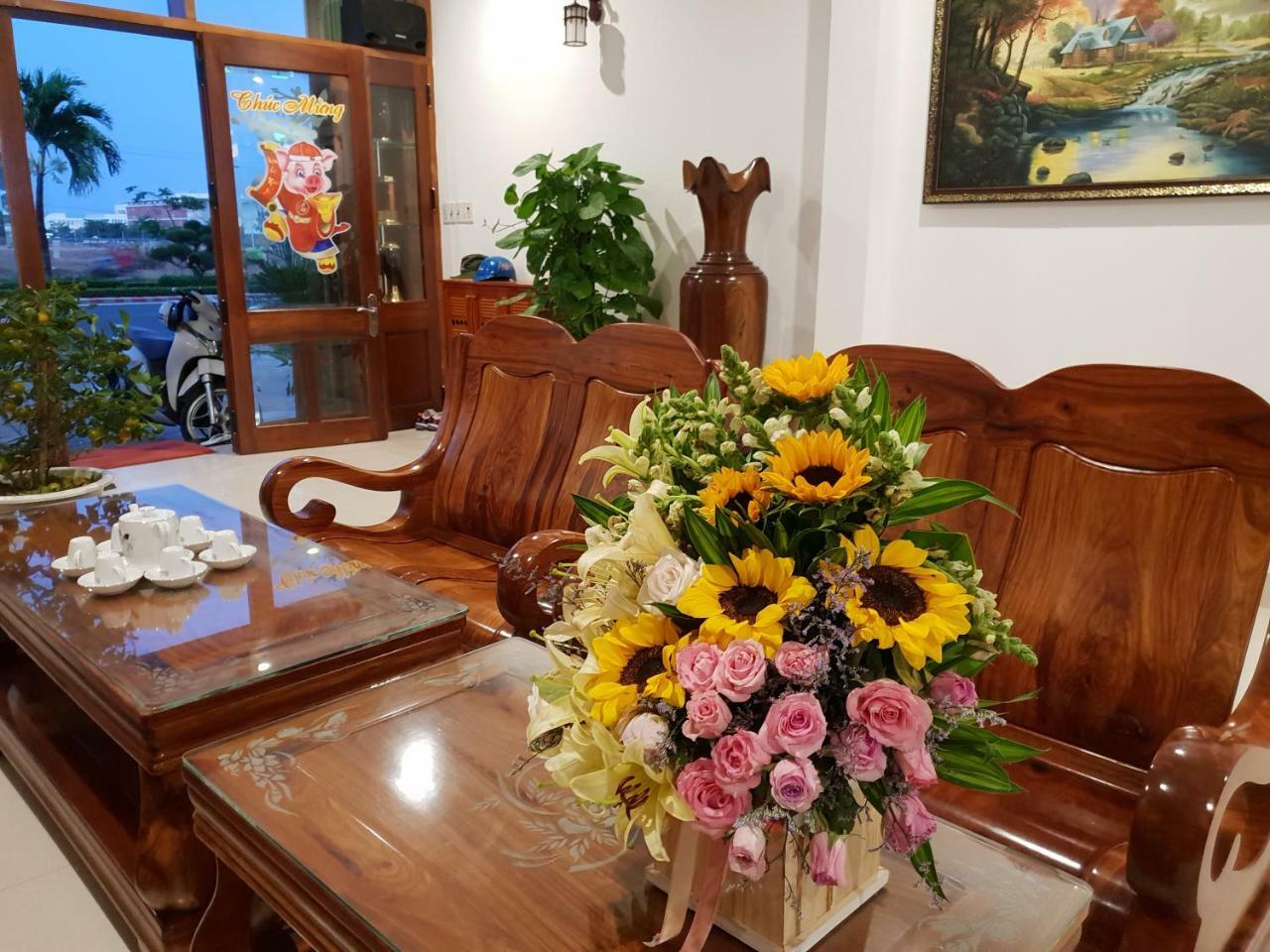 Lotus Homestay Tuy Hòa Buitenkant foto