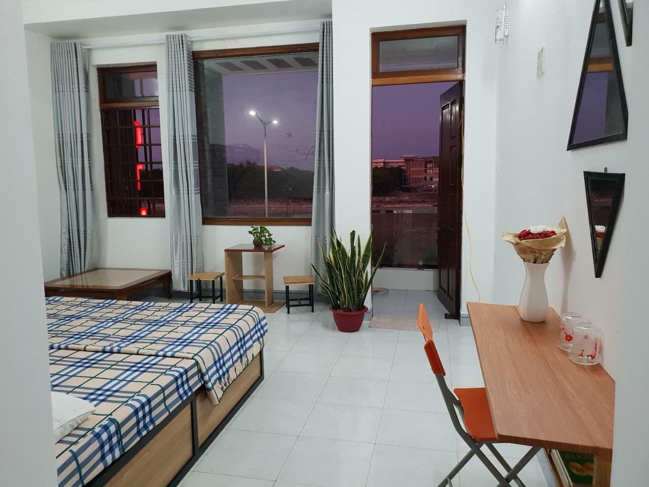 Lotus Homestay Tuy Hòa Buitenkant foto