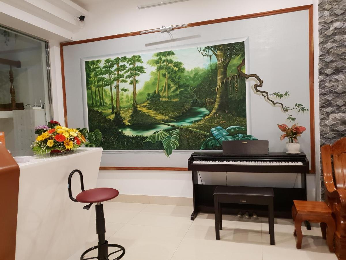 Lotus Homestay Tuy Hòa Buitenkant foto